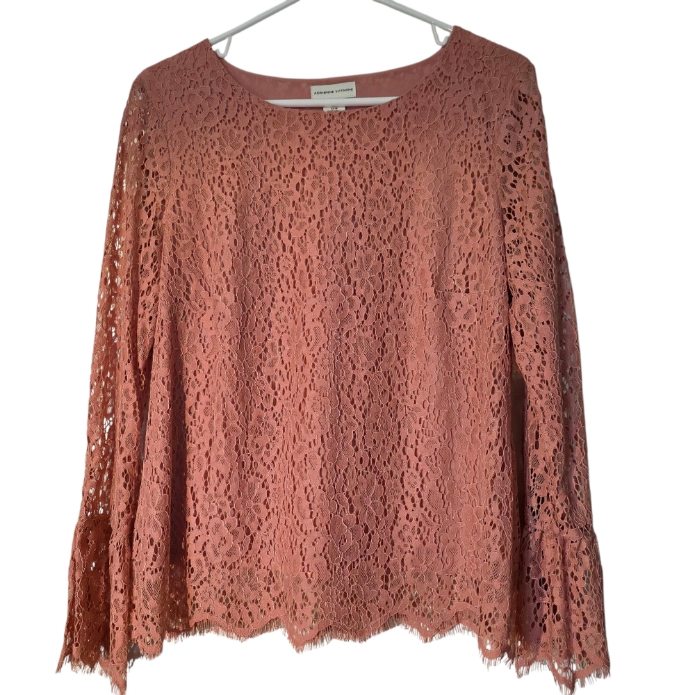 Adrienne Vittadini Elegant Lace Top Soft Pink Rose M NEW